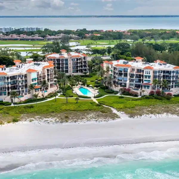 BOUTIQUE GULF-FRONT LUXURY LIVING AT VIZCAYA