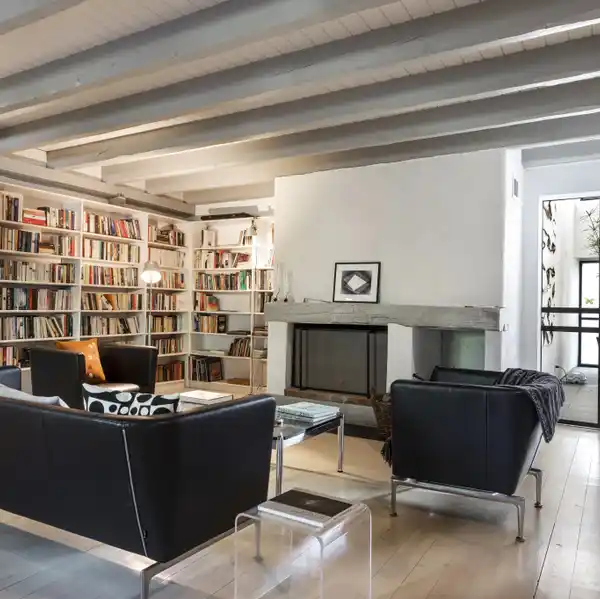 SEAMLESS BLEND OF PAST AND PRESENT