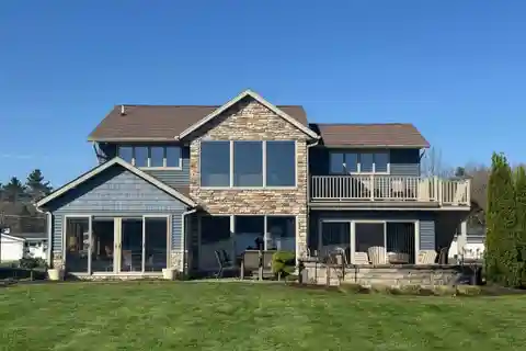 Marvelous Lakefront Home