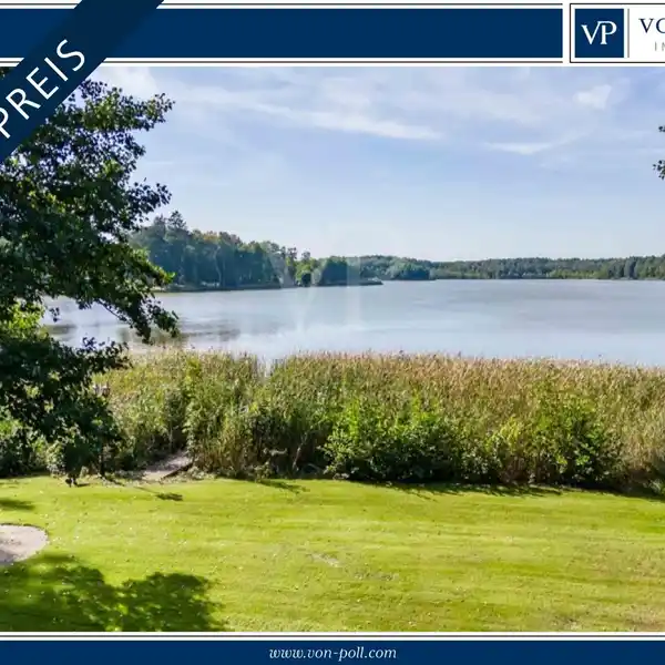 LAKEFRONT VILLA ON PARK-LIKE PROPERTY