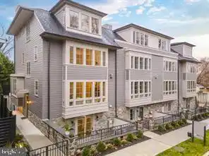 TOWNHOMES OVERLOOKING PASTORIUS PARK IN CHESTNUT HILL