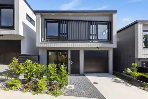 High Quality Construction Modern Family Home