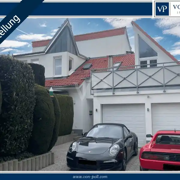 IMPRESSIVE MODERNIZED VILLA