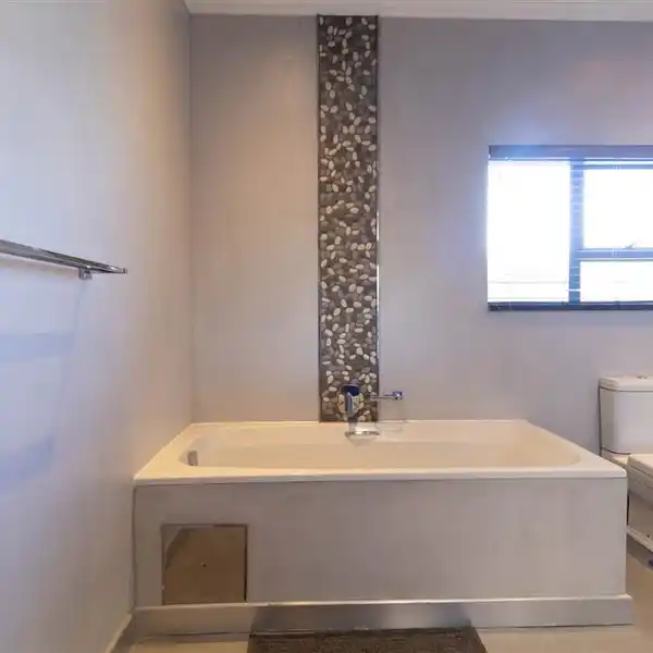 DISCOVER COASTAL ELEGANCE