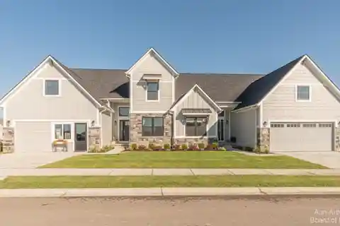 Customize Your Dream Home at Gallery Pointe