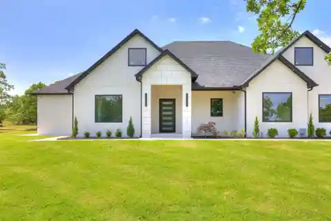 Luxurious Custom Home