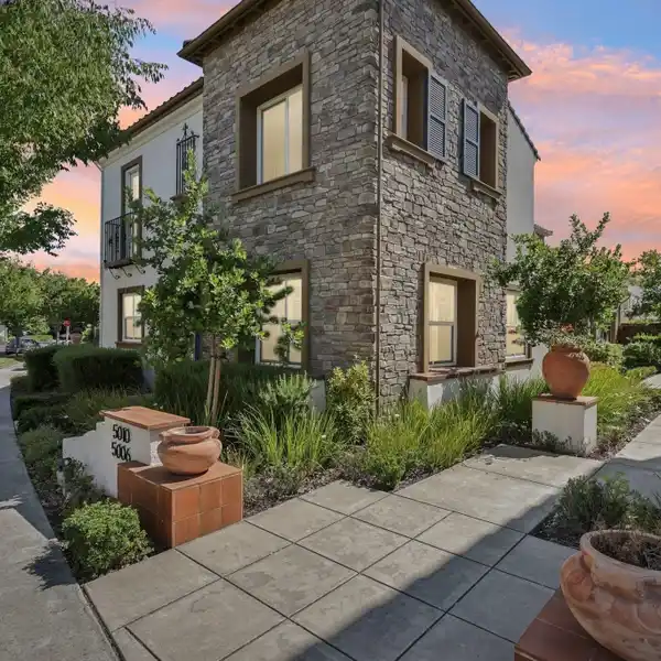 STYLISH LIVING IN DESIRABLE GALE RANCH