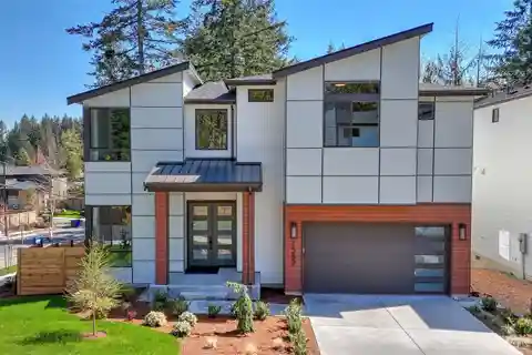 Magnificent Brand New Modern Home