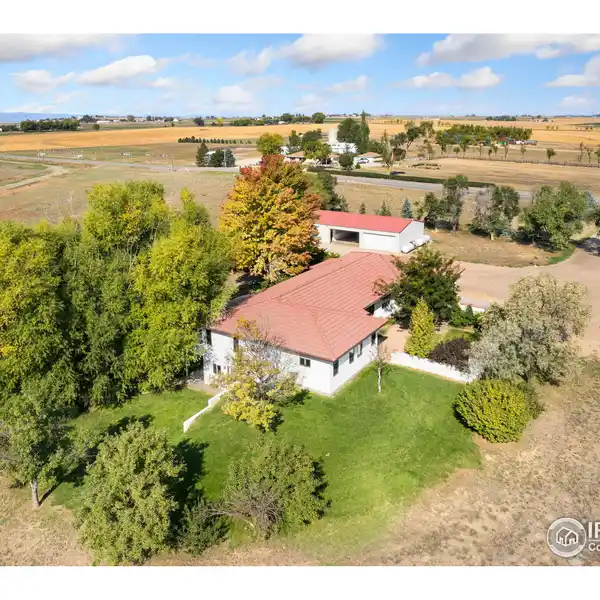 DREAM HOME WITH MOUNTAIN VIEWS