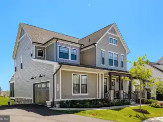 Elegant Hartland Home with Scenic Screened Porch