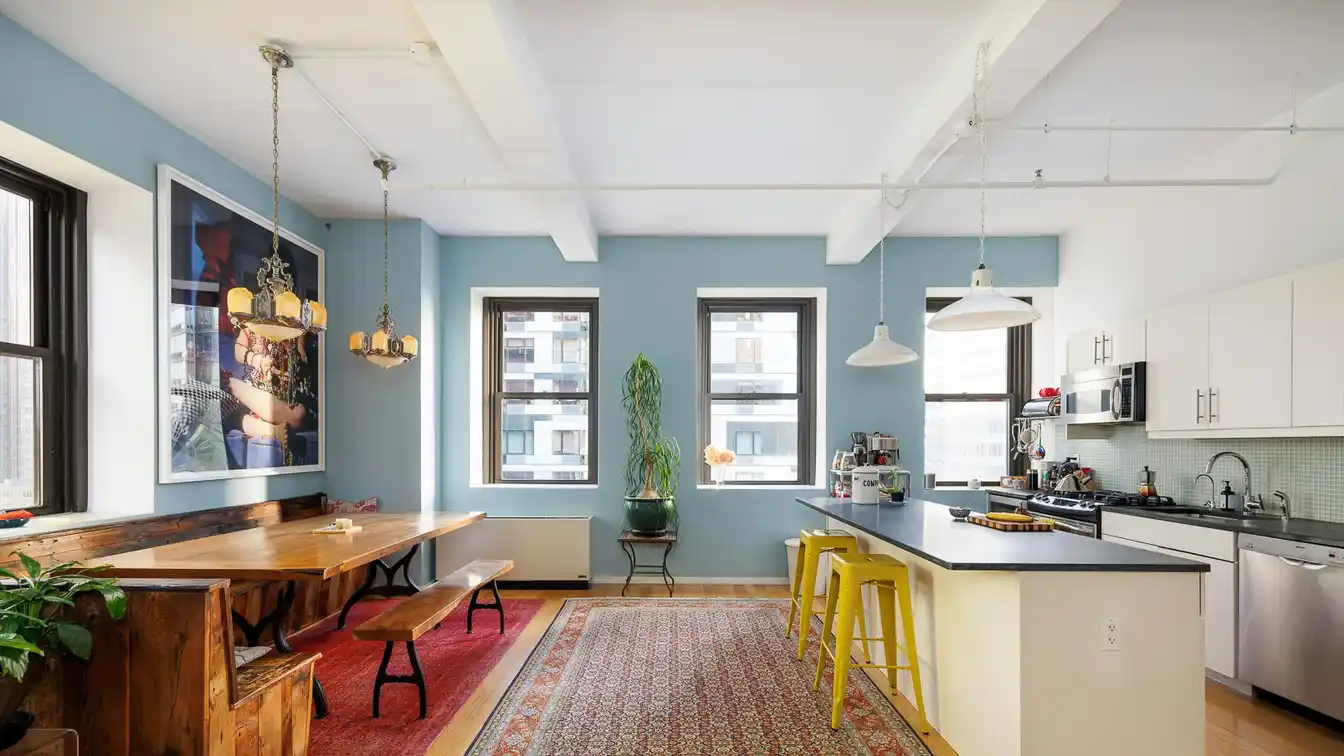 Corner Loft with Massive Terrace