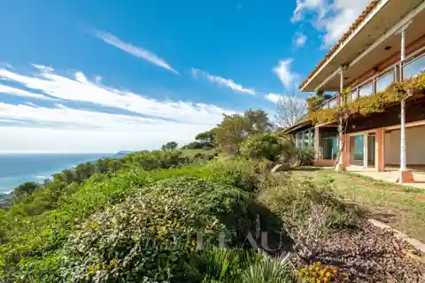 Beautiful Villa with Panoramic Mediterranean Views