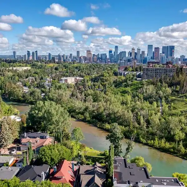 RIVERFRONT PROPERTY IN PRESTIGIOUS ELBOW PARK