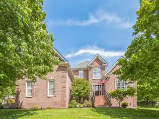 Wonderfully Maintained and Spacious Family Home