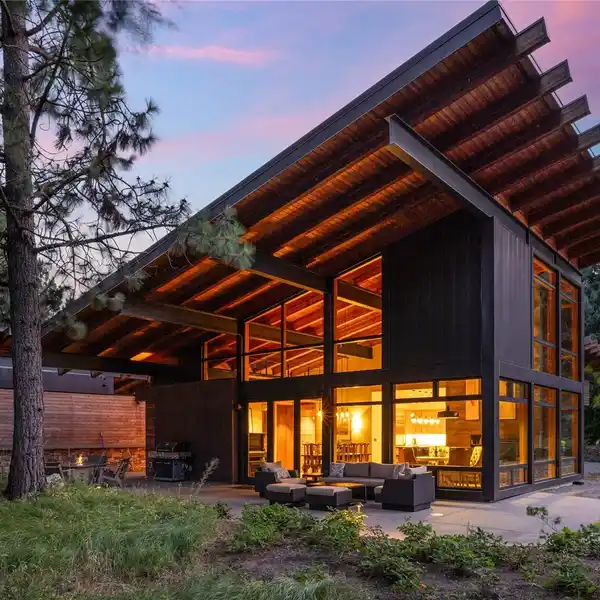 EXTRAORDINARY TUMBLE CREEK ARCHITECTURAL MASTERPIECE