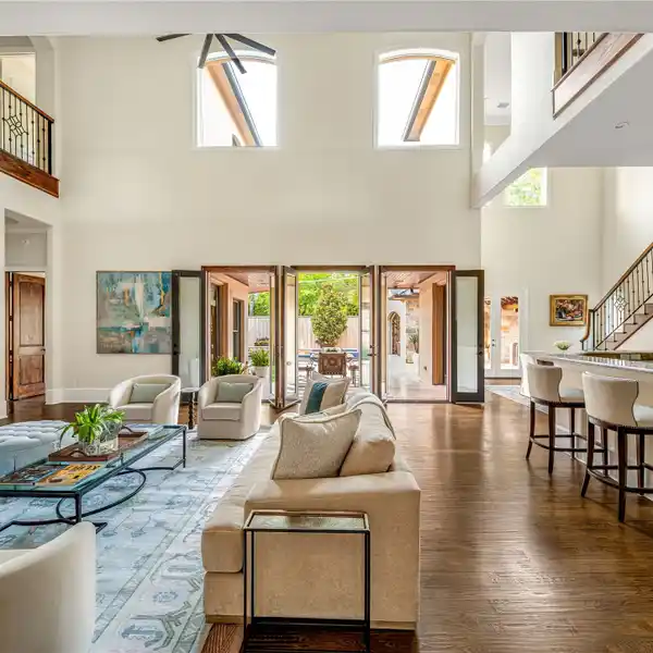STUNNINGLY RE-IMAGINED TRANSITIONAL MODERN