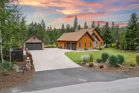 Premium Constructed Luxuious Home