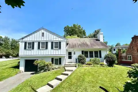 Bring Your Vision to a Gorgeous Property