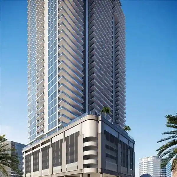 LUXURY CORNER RESIDENCE AT ART HOUSE