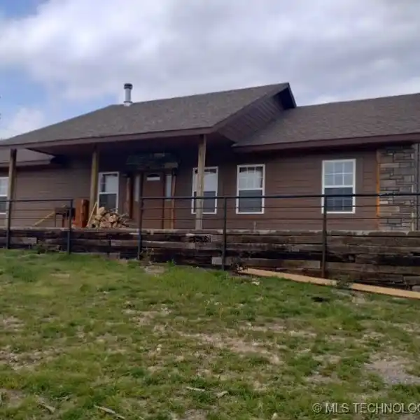 COUNTRY LIVING ON NEARLY TWO ACRES