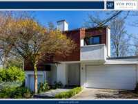 EXCLUSIVE ARCHITECT-DESIGNED HOUSE IN PRIME LOCATION