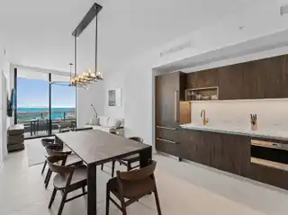 Brand New Natiivo Corner Penthouse