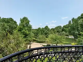 Grand 19th-Century Apartment Overlooking Parc Monceau