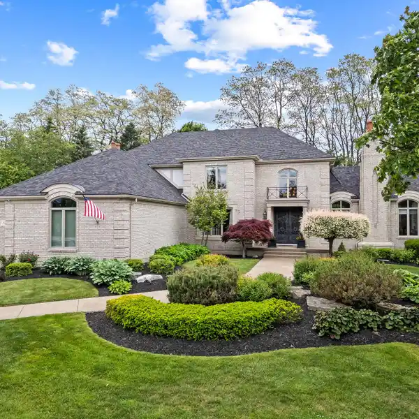 CUSTOM MASTERPIECE IN BAILEY'S VINEYARDS