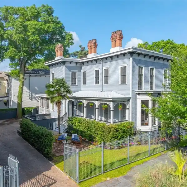 OWN A PIECE OF SAVANNAH’S ARCHITECTURAL HISTORY