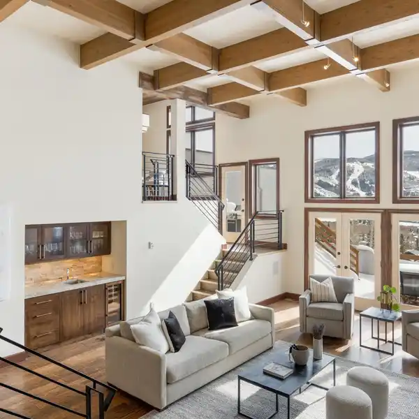 SIX BEDROOM HOME IN SOUGHT-AFTER SINGLETREE