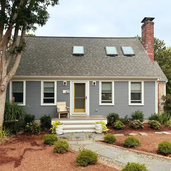 RESTORED CAPE COD HOME IN MEADOWVIEW HEIGHTS