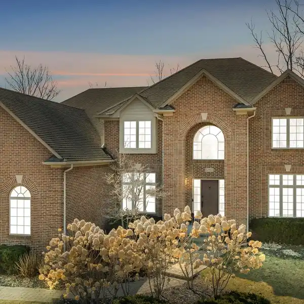 COLONIAL BRICK HOME IN THE ORCHARDS GOLF COMMUNITY