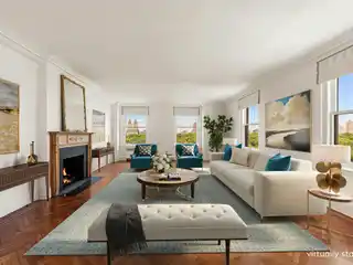 High Full-floor Home with Unparalleled Views