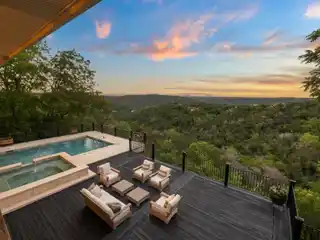 Renovated Home in Private Location