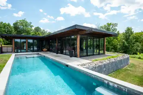 Architect-Designed Glass House on 25 Private Acres