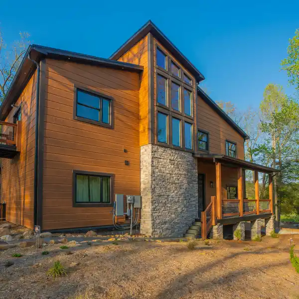 BRAND NEW MOUNTAIN RETREAT