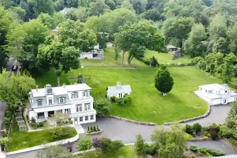 Historic Hudson River Estate with Modern Luxury
