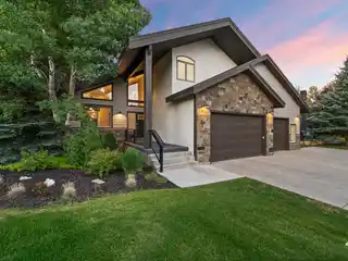 Light-Filled Home in a Sought-After Neighborhood