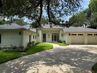 Rare One-story Home in Tarrytown