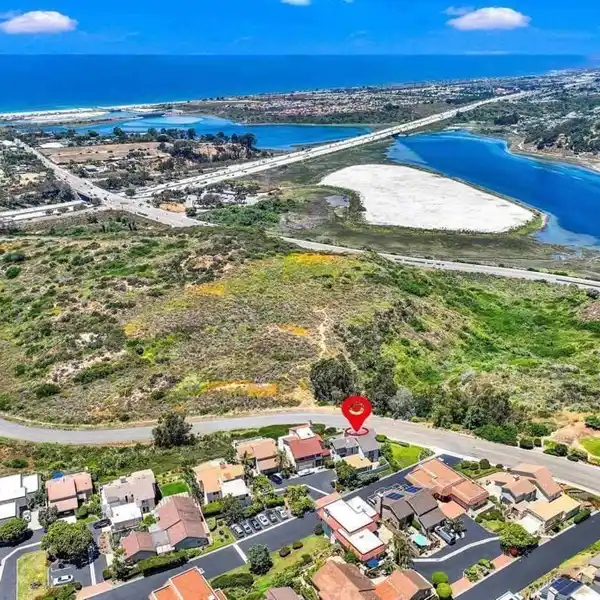 BREATHTAKING COASTAL LIVING FROM RARE CORNER-LOT SKYLOFT HOME