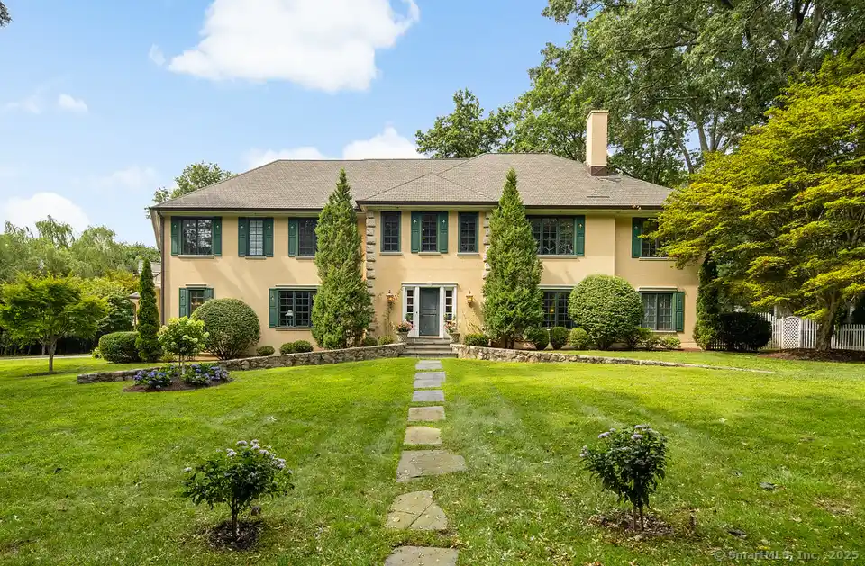 Timeless Elegance in Prestigious Sasqua Hills