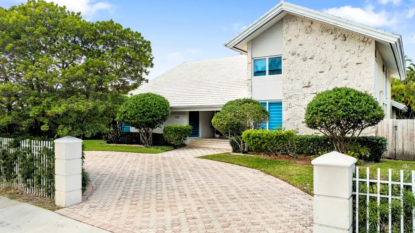 Exquisite Mid-century Modern Property in Prestigious Bay Harbor Islands