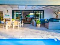 STUNNING GOLF COURSE HOME IN ST. FRANCIS BAY