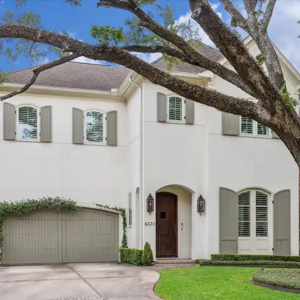 GORGEOUS HOME ON A LARGE LOT