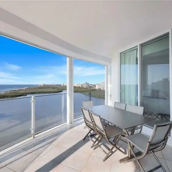 LUXURY BEACHFRONT CONDO IN AMENITY-RICH BAYPOINTE