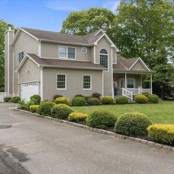 LOVELY RENTAL IN HARBOR COLONY