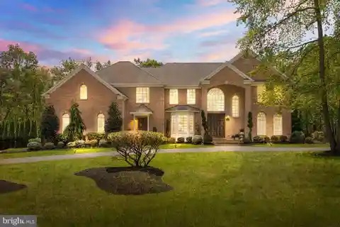 Show-stopping Residence in Coveted Eagles Mere