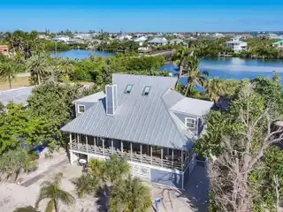 Enchanting Retreat | Ultimate Island Living