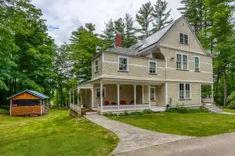 Historic Victorian Home in Conway, Nh