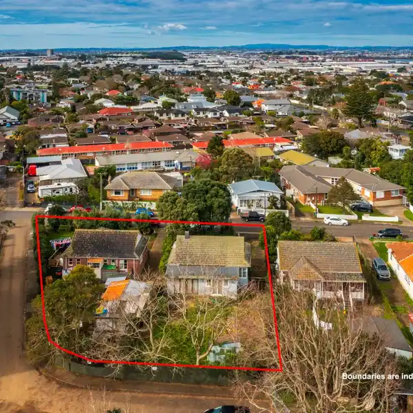 PRIME AUCKLAND CORNER SITE WITH MASSIVE POTENTIAL